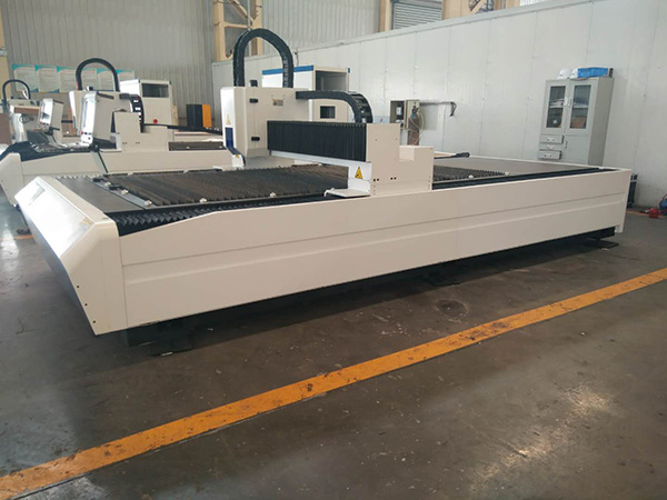 Автомат для резки лазера волокна 1000W 2000W 3000W 4000W 6Kw для металлической пластины