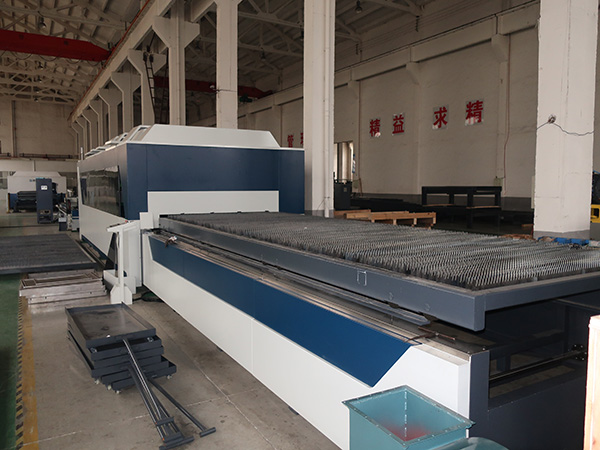 Accurl 1кВт, 1500кВт, 2кВт, 3кВт, 4кВт, 6кВт, 12кВт, станок для лазерной резки волокна